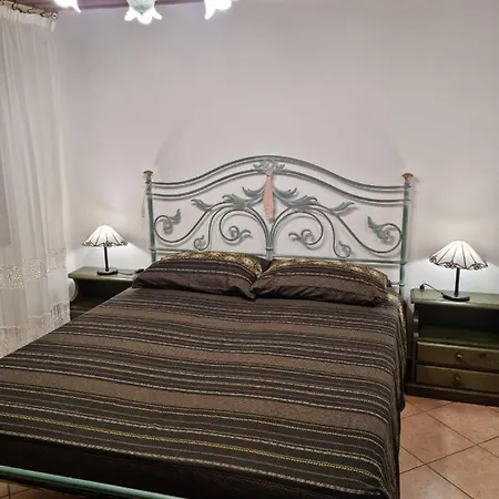 Holiday home L'insolito Posto